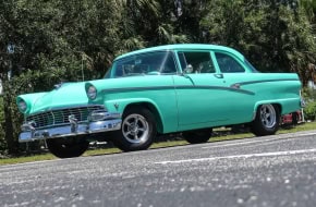 1956 Ford Customline Street Rod