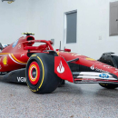 1:1 Scale Ferrari SF Display Model