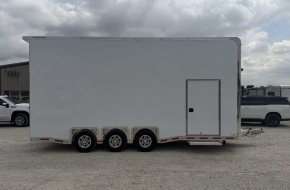 2026 Featherlite 24′ Stacker Enclosed Car Hauler Bumper Pull Car Hauler