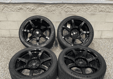 2016 FORD MUSTANG GT350R OEM CARBON FIBER WHEEL SET WITH TIRES