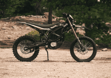 2025 Surron Ultra Bee – 21kW – Electric Dirt Bike